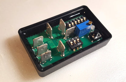 Widget Man UVM -- Universal Gauge / Voltage /TPS/APS Matcher, UPC 743407120871